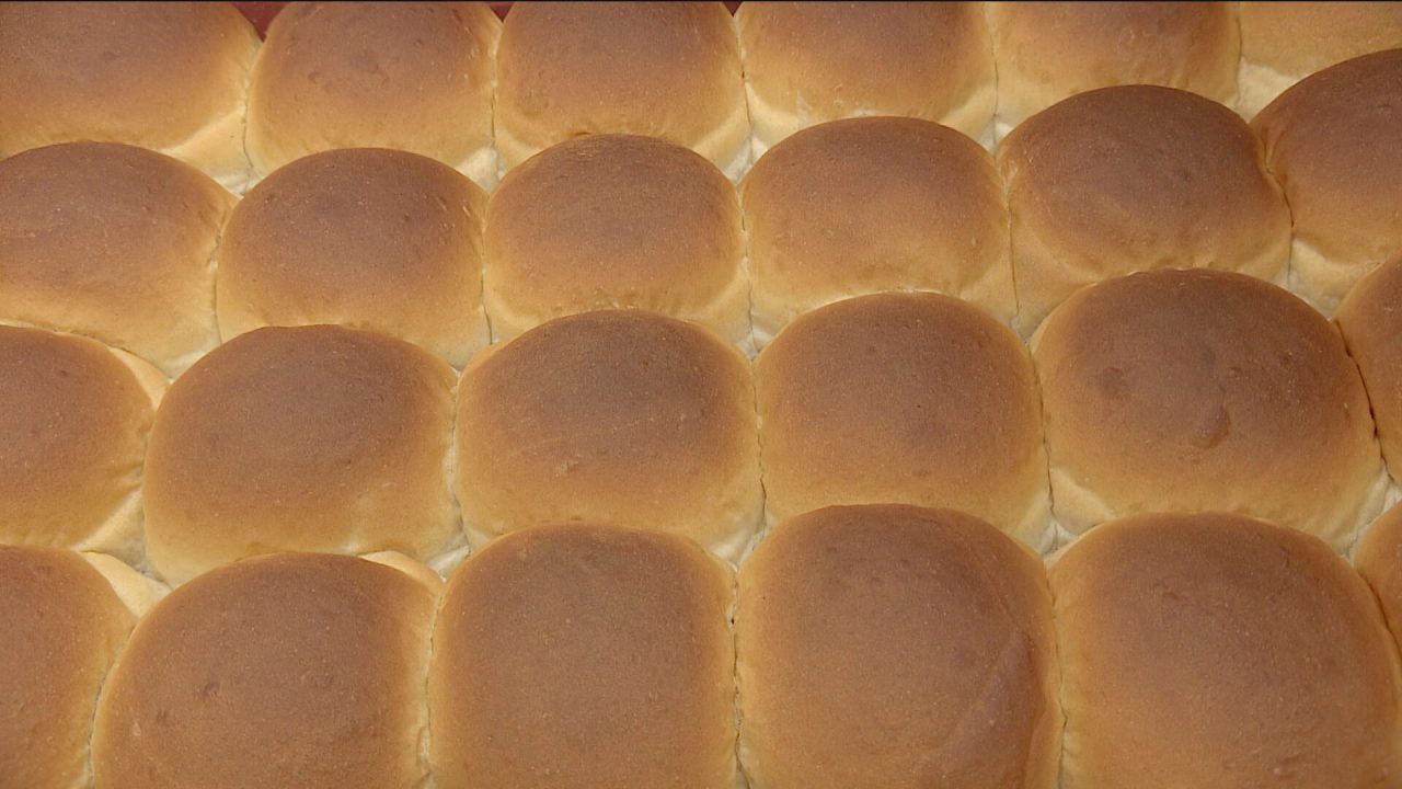 ‘Do not eat’ warning as McGhee’s recalls packs of brown rolls over allergy fears