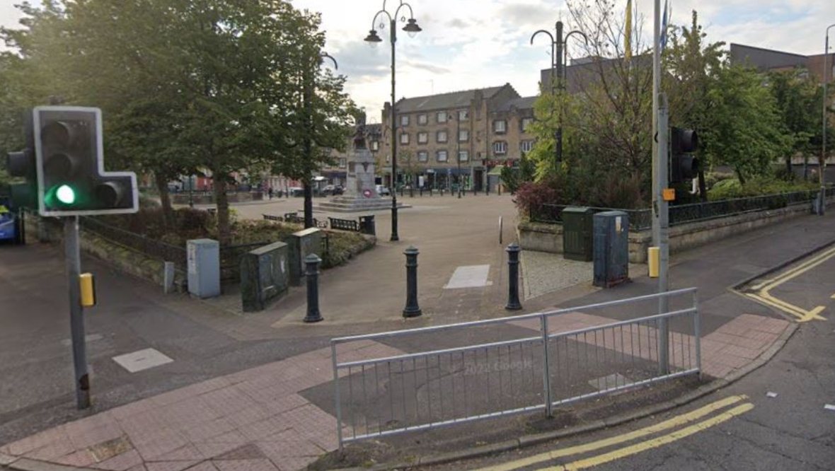 Man taken to hospital after ‘serious assault’ in Johnstone town square