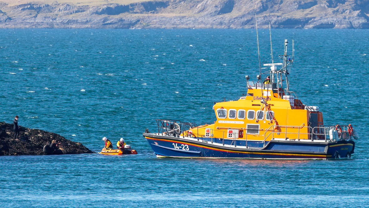 Rescue crew saves unconscious diver discovered ‘face down in water’ off Maiden Island, Oban Bay