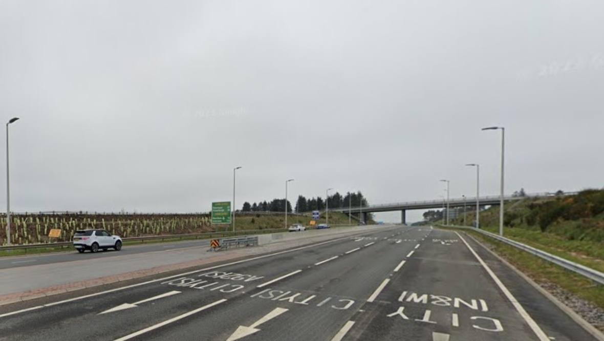 Aberdeen A956 Cleanhill to Charleston road closed for over ten hours after person struck down by car