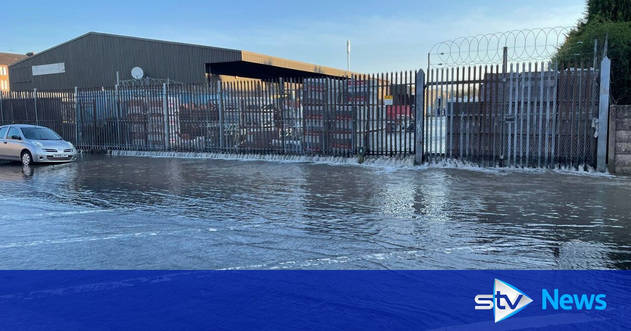 Water restored to Glasgow homes after burst pipe in Anniesland caused