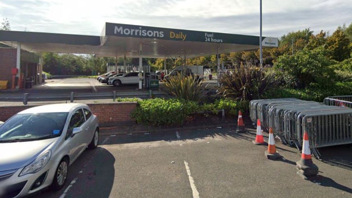 Police hunt fire starter after deliberate blaze near Morrisons petrol station in Johnstone, Renfrewshire