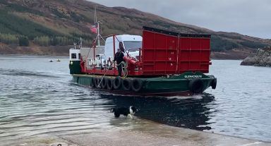 Glenelg-Skye working ferry dog Spot leaps aboard for first day of season in adorable video