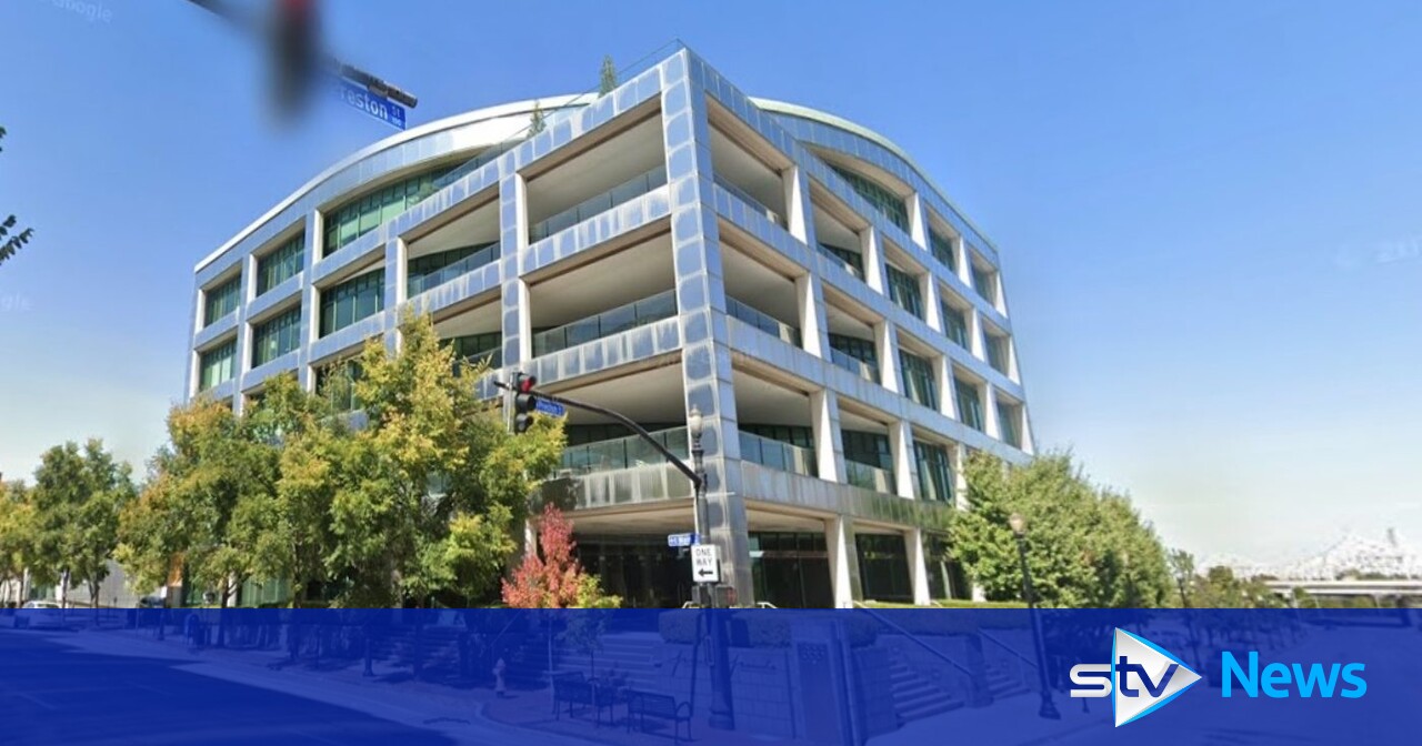 Five people killed and six in hospital after shooting at bank in ...
