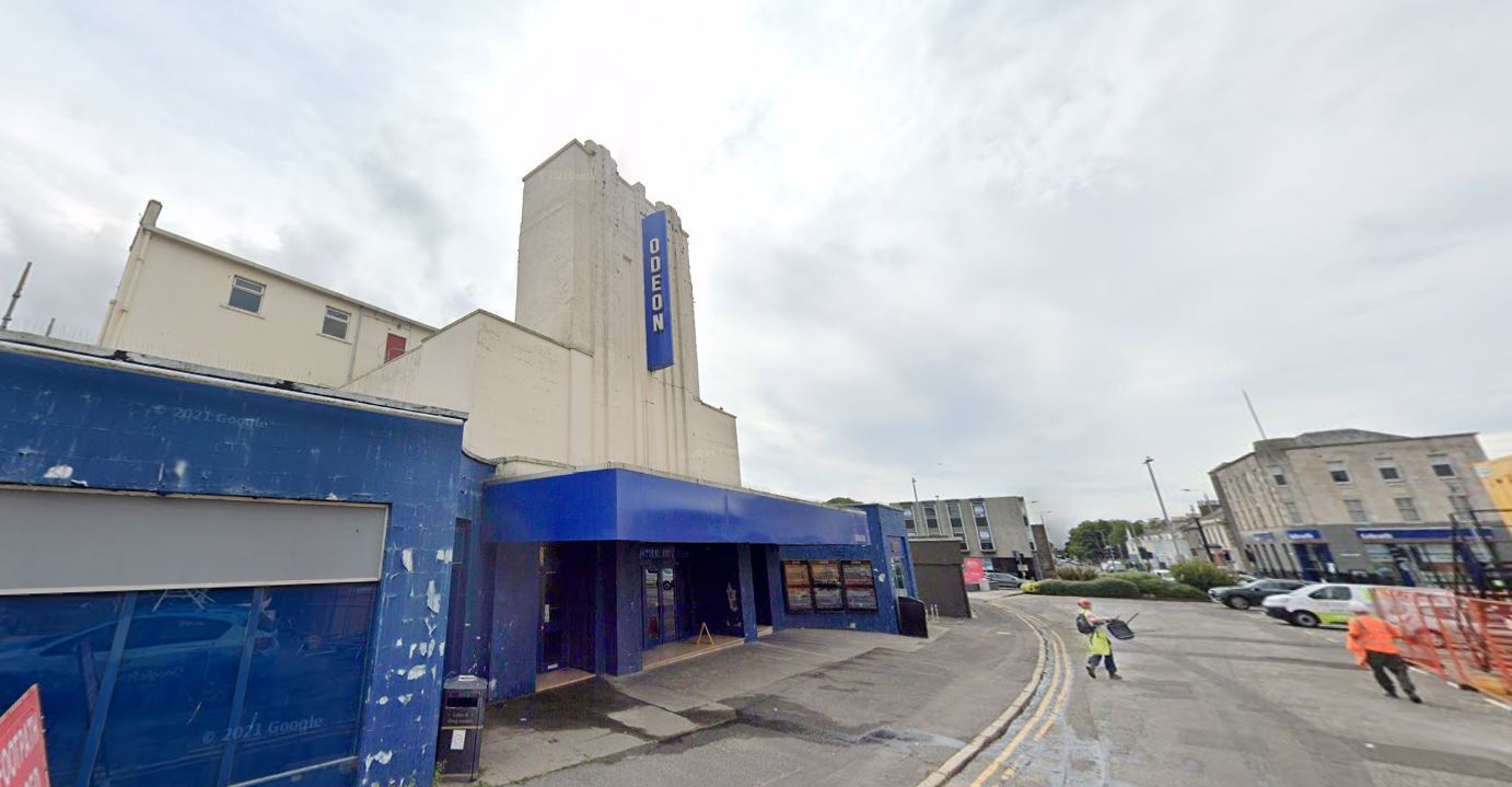 Scotland s last surviving Art Deco Odeon cinema to close as firm