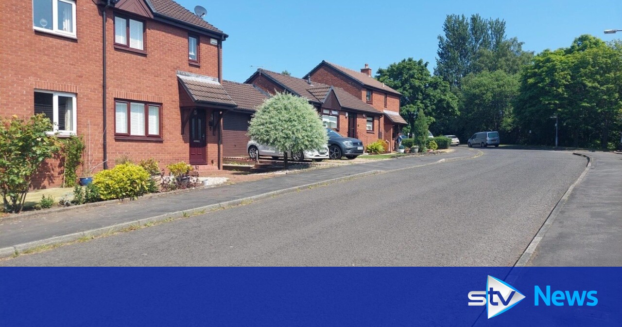 Pensioner dies after car crash in Glasgow as police launch appeal | STV ...