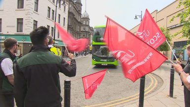 12 weeks of strike action begins with Dundee bus workers