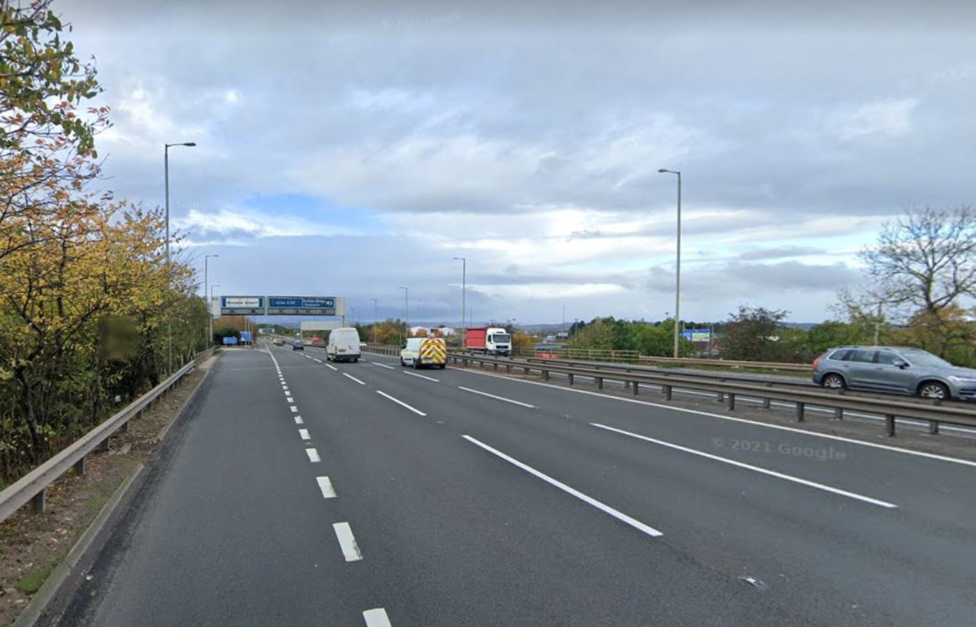 Motorcyclist in hospital with serious injuries after crash on M8 ...