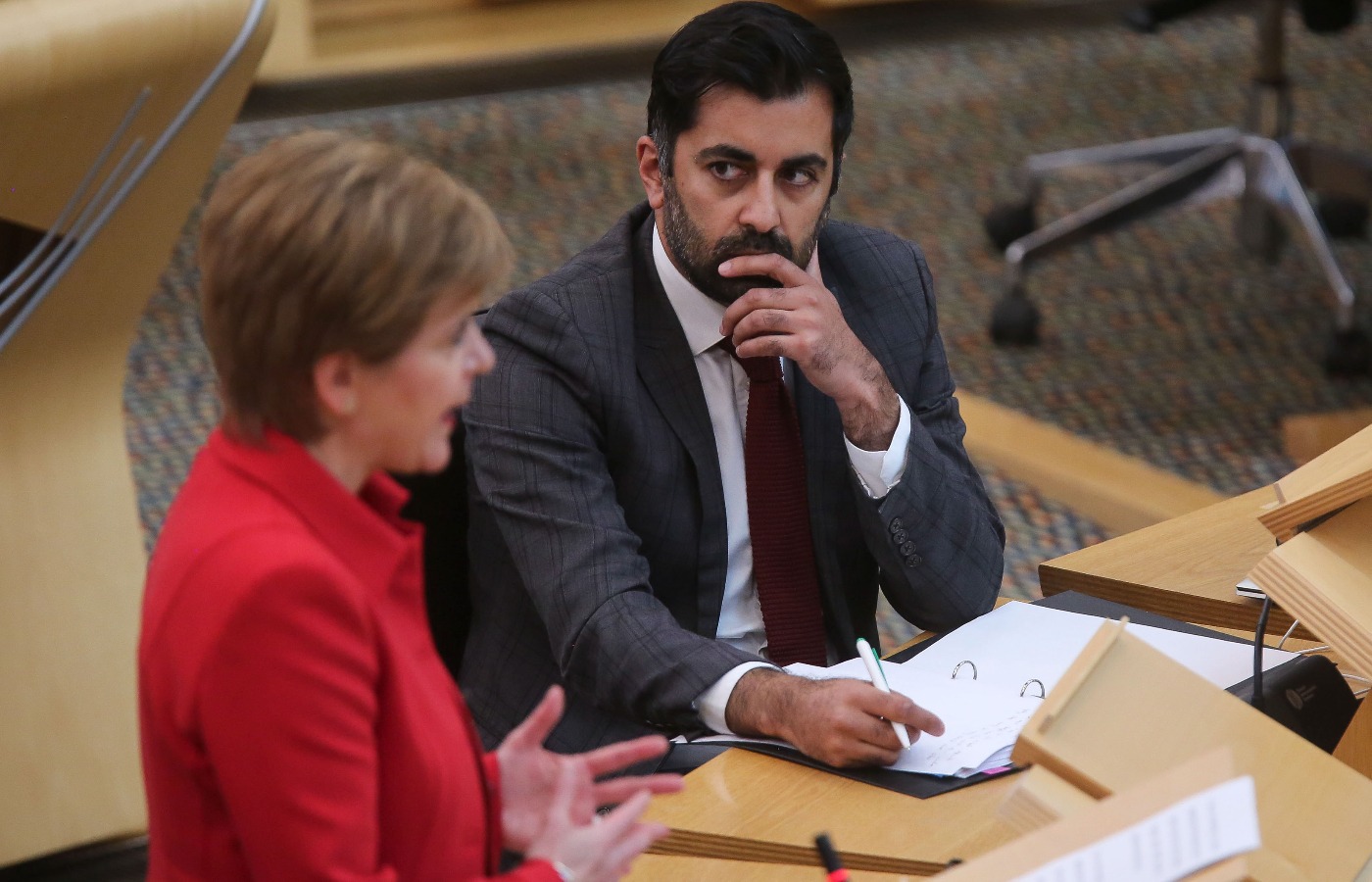 A report said messages sent by former first minister Nicola Sturgeon about the pandemic were manually deleted from her phone.