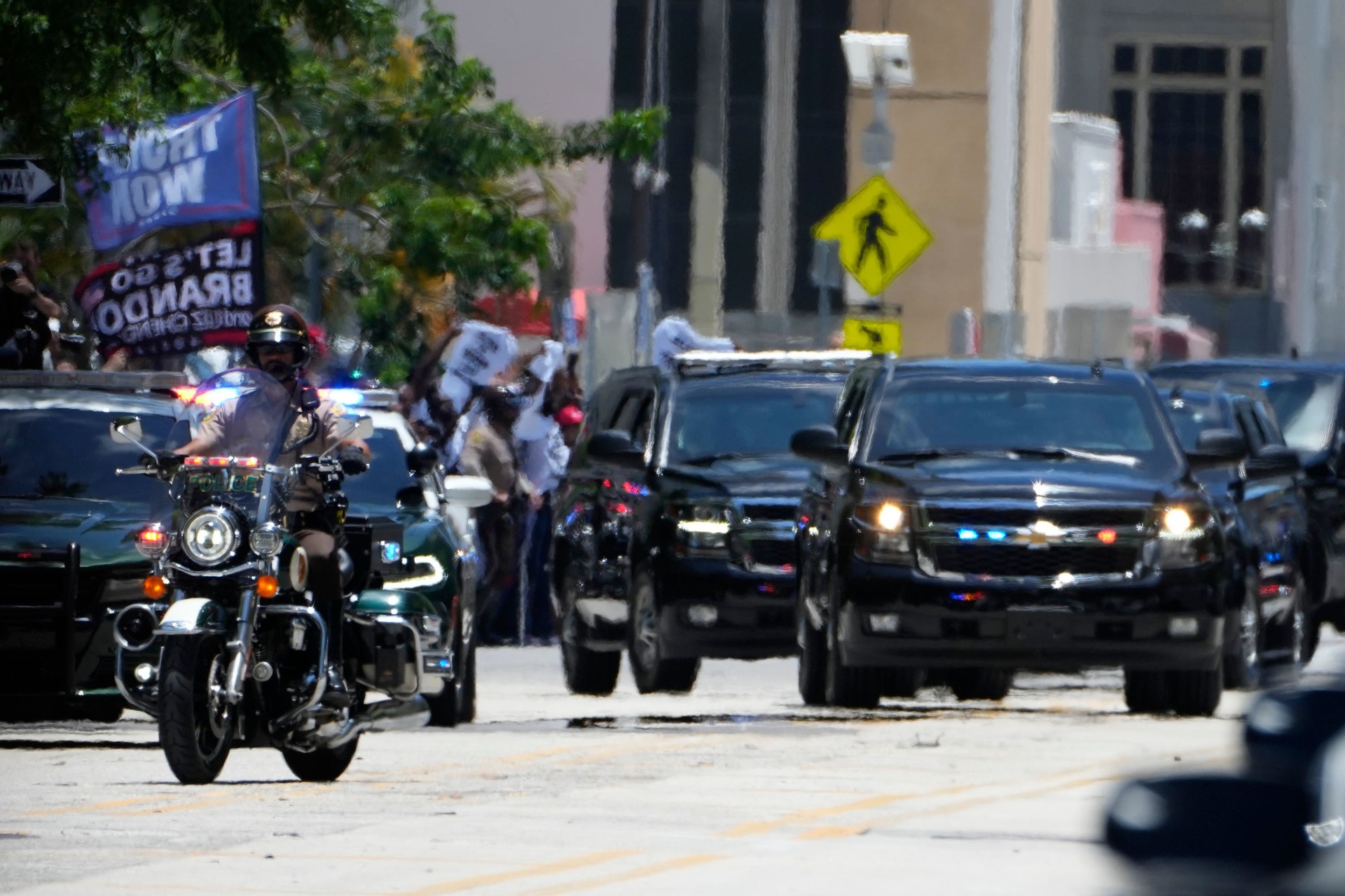 The motorcade carrying former president Donald Trump arrives near the Wilkie D Ferguson Jr Courthouse in Miami.