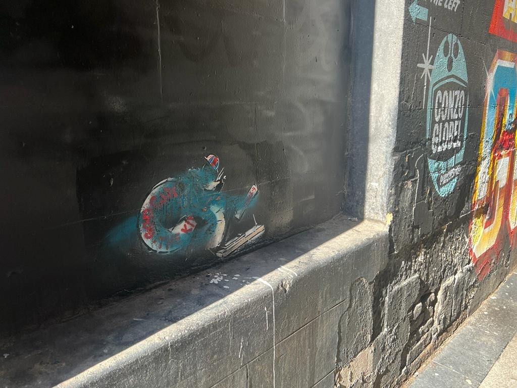 Within 24 hours of being painted, the rat was vandalised overnight with blue paint.