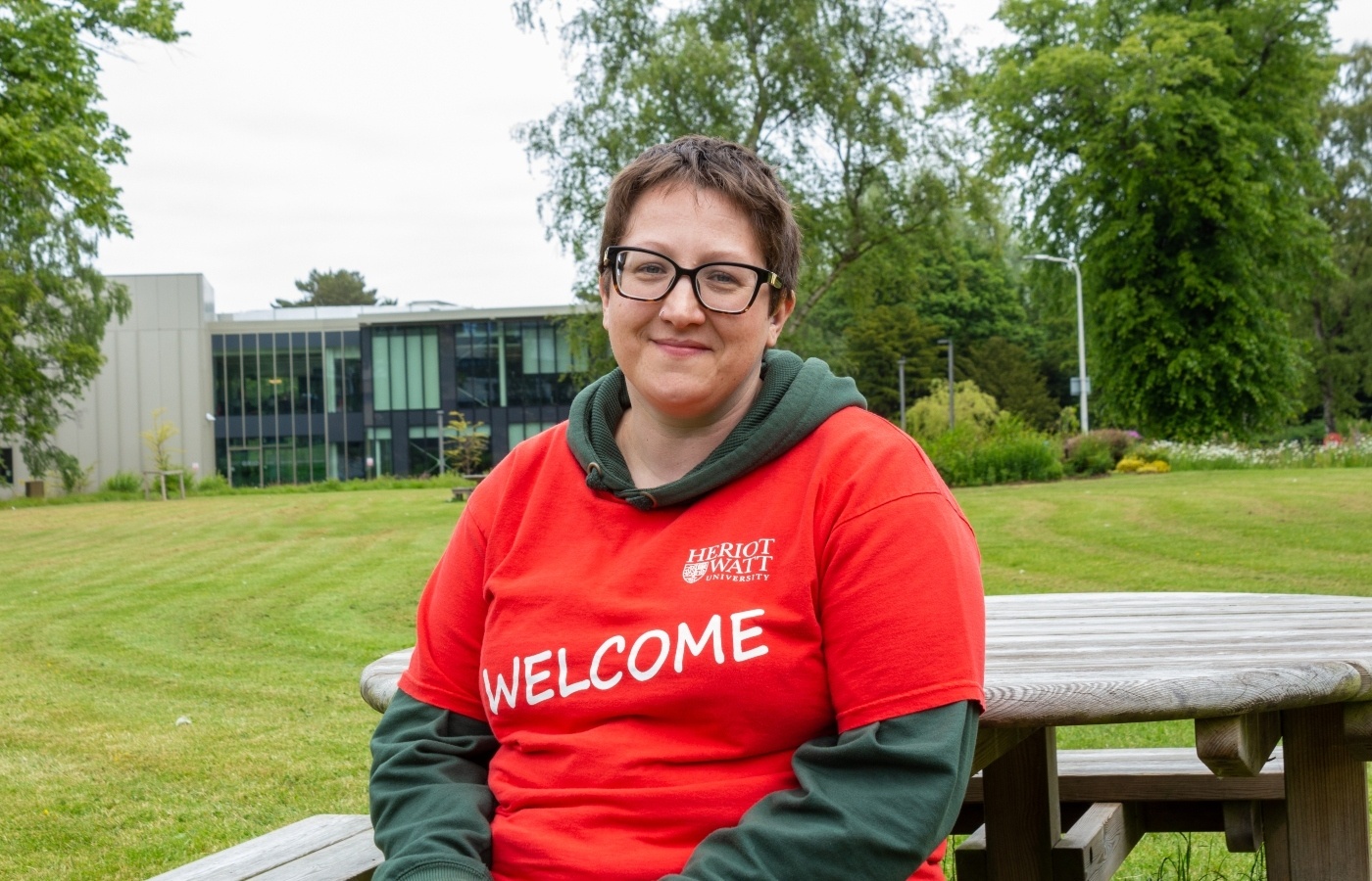 single-edinburgh-mum-who-left-school-at-14-graduates-with-first-class