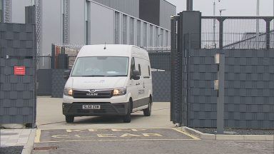 Court cases delayed due to prisoner transport staff shortages