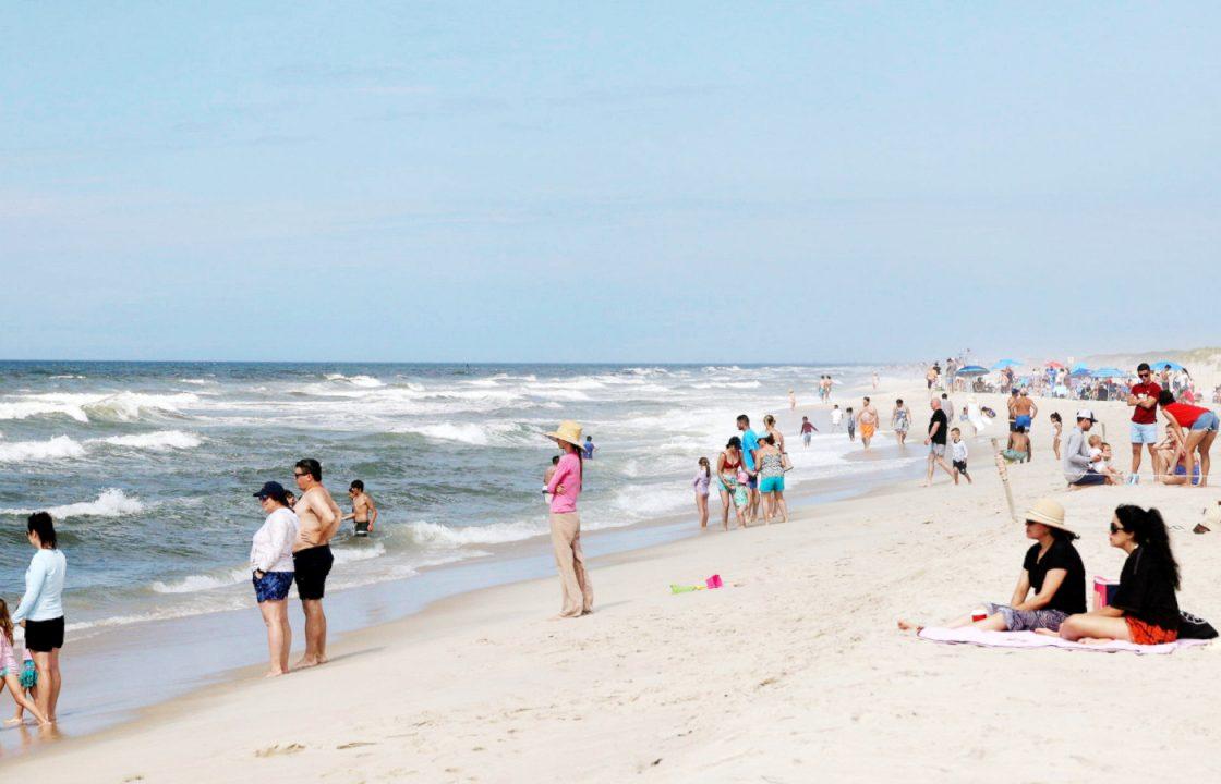 Possible shark attacks prompt heightened patrols at New York’s Long Island