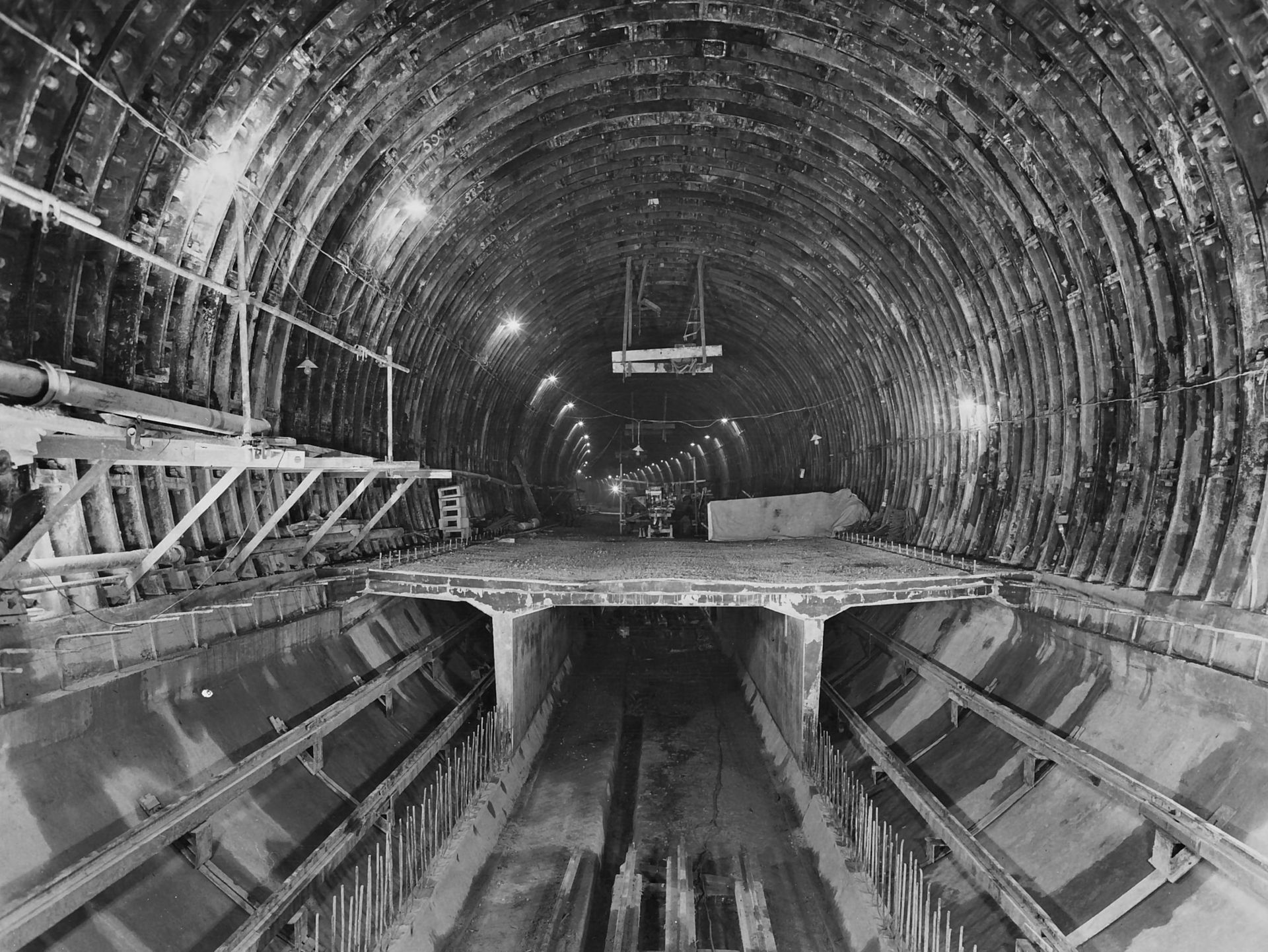Clyde Tunnel - Construction (May 1960)