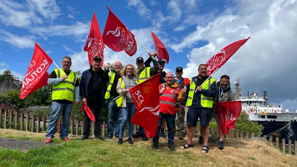 Unite the union lighthouse workers resume second wave of strike action amid ongoing pay dispute