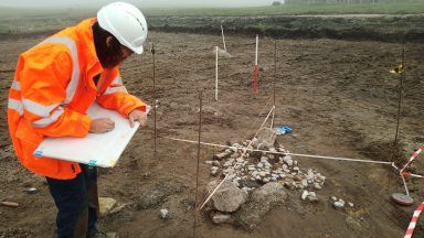 SaxaVord Spaceport: Early Bronze Age discovery made on Shetland