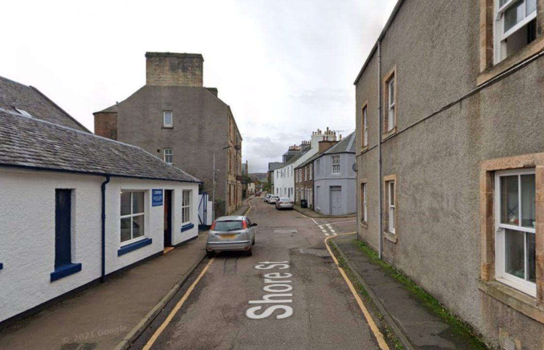 Police seize bar of gold and cocaine worth £25,000 in Campbeltown raids