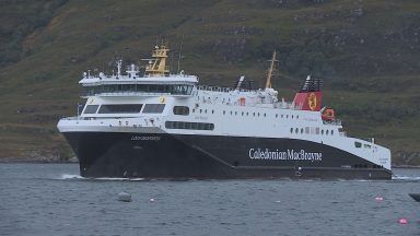 Relationship between islands and ferry needs ‘reset’ say report