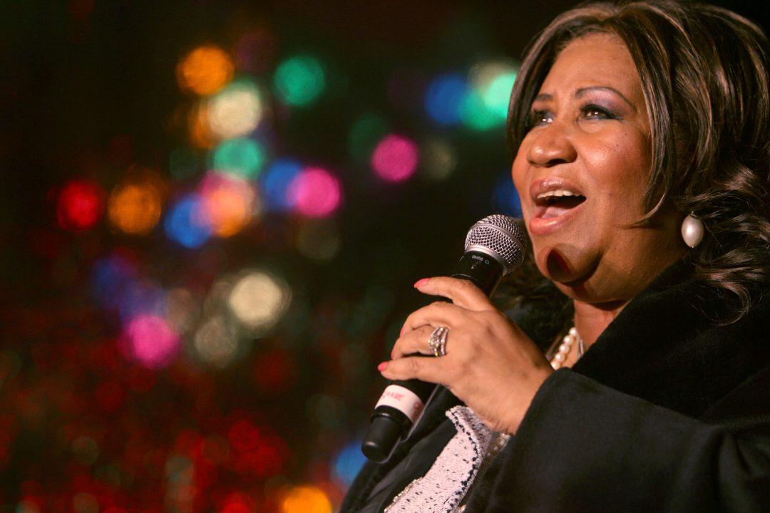 Aretha Franklin’s will overturned by note found under sofa cushions in Michigan court
