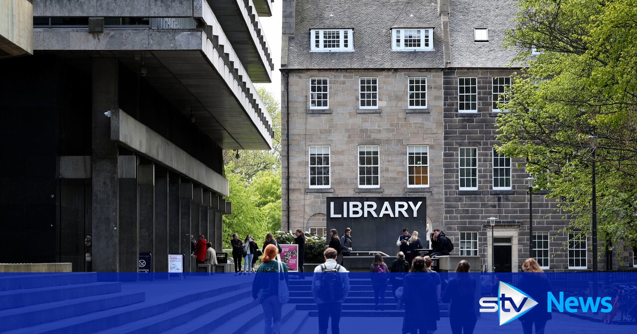 Gap between number of richest and poorest students at university ...