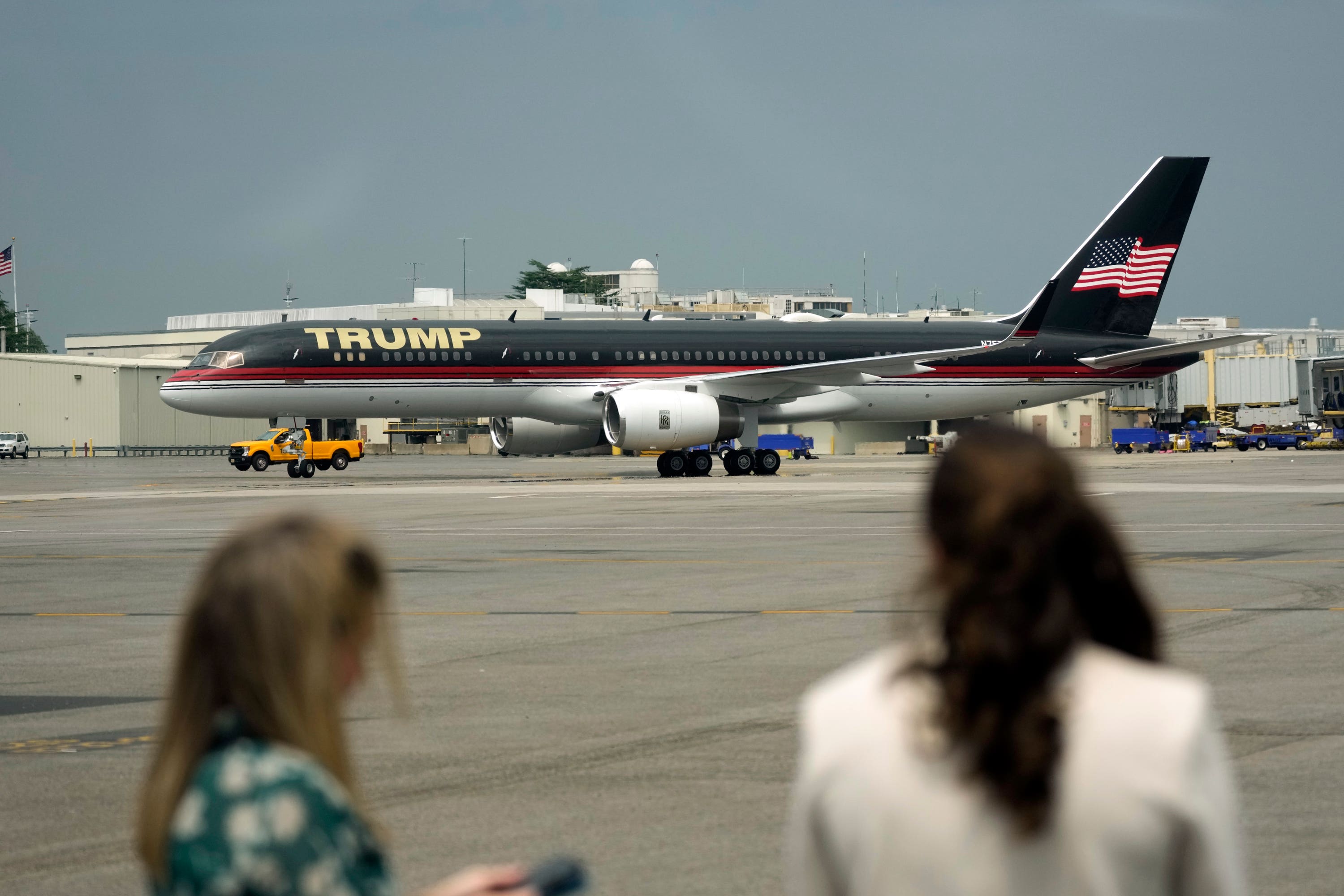 Donald Trump’s plane arriving in Washington.