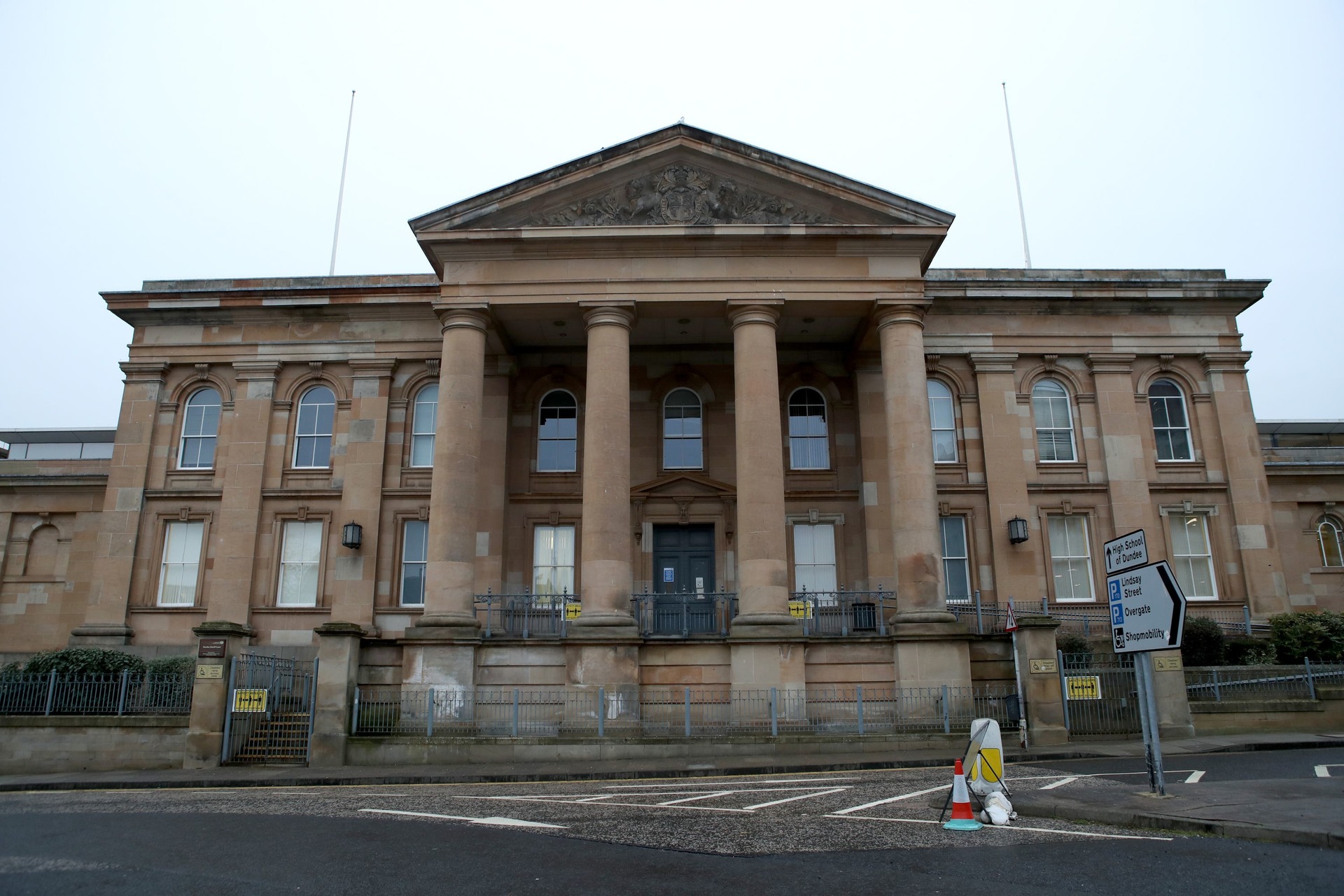 Currie and O’Brien pleaded guilty at Dundee Sheriff Court.