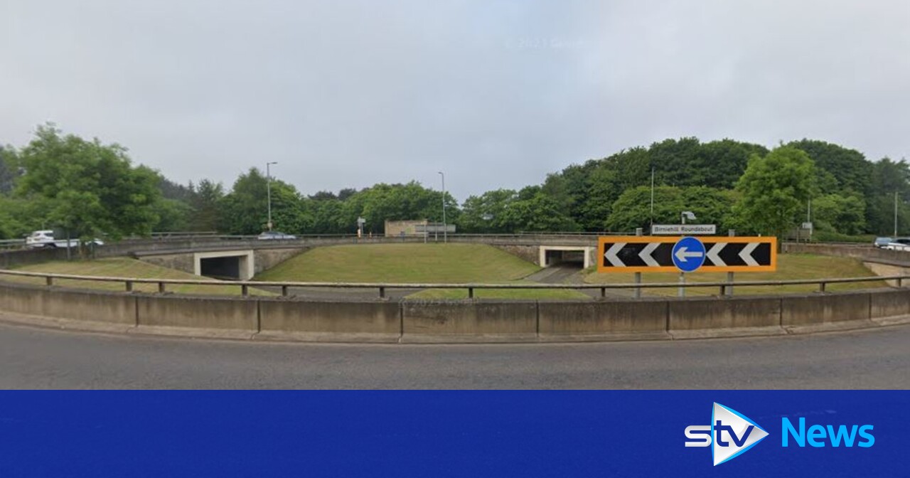 A725 road closed in East Kilbride as crash between three cars and