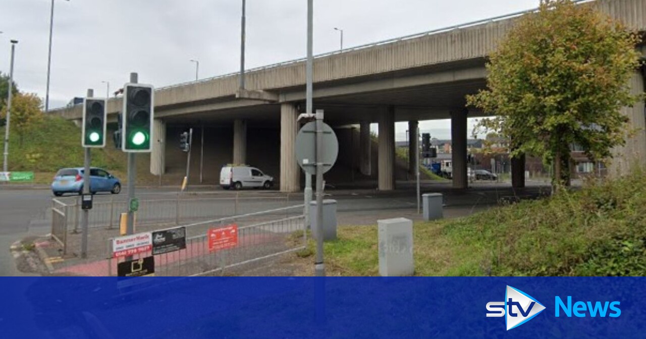 Man arrested after car failed to stop and 'struck police vehicle' in ...