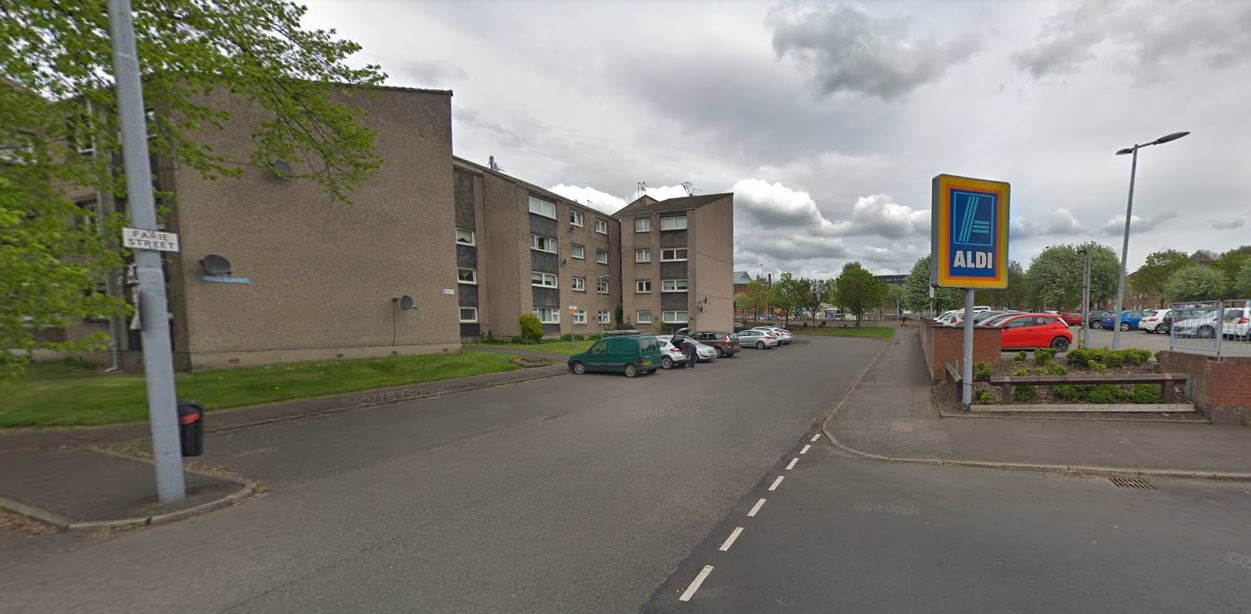 Rutherglen man left in hospital after ‘targeted attack’ by three youths with weapons near Aldi