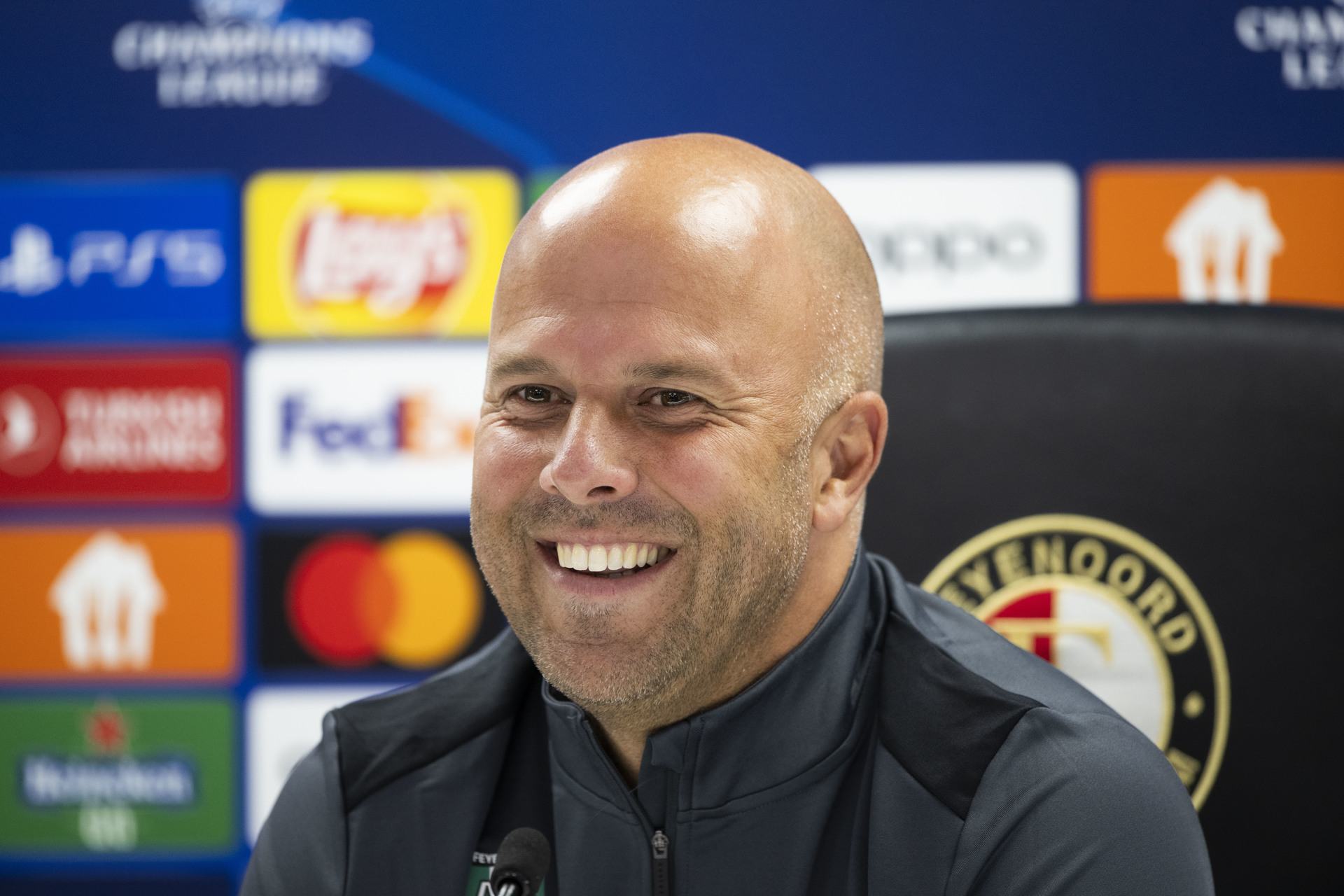 ROTTERDAM, NETHERLANDS - SEPTEMBER 18: Feyenoord Manager Arne Slot during a Feyenoord press conference at Stadion Feijenoord De Kuip, on September 18, in Rotterdam, Netherlands. (Photo by Paul Devlin / SNS Group)