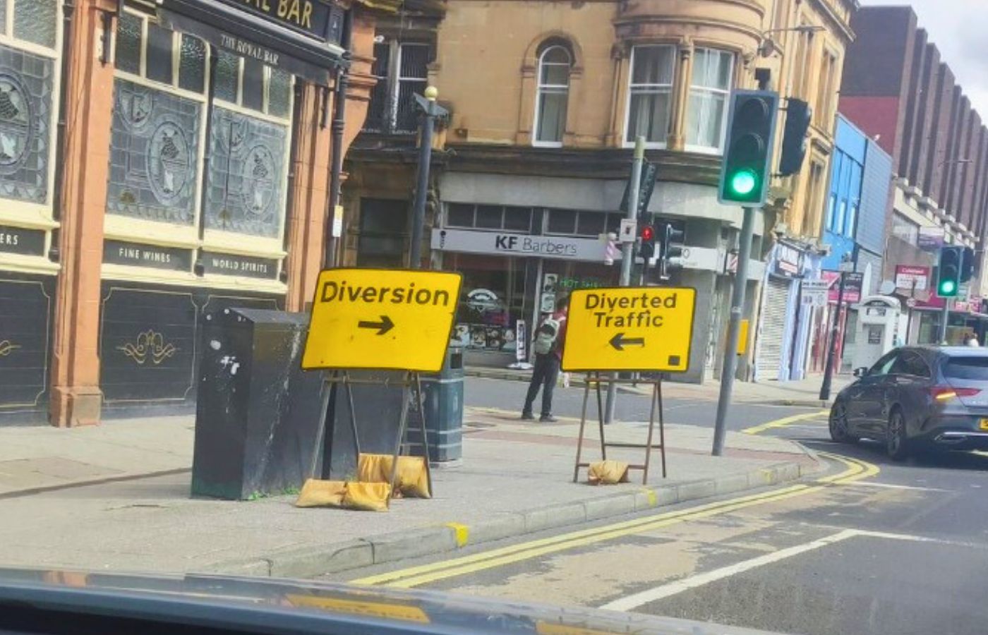 Diversion signs outside The Royal Bar in Perth city centre.