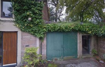 A-listed old garage to be converted into new home despite concerns in Glasgow