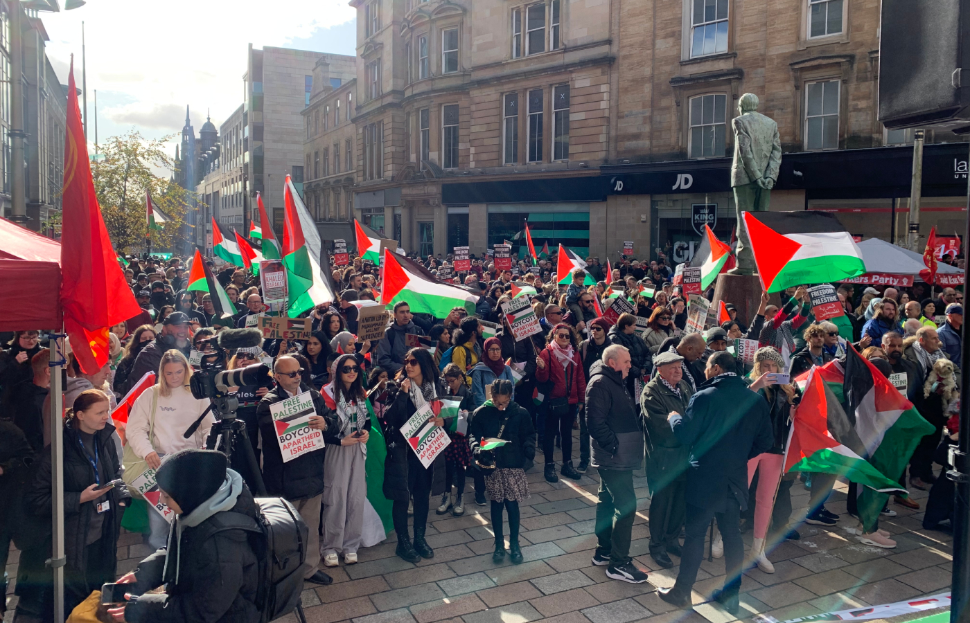 Thousands gathered at a pro-Palestine march in Glasgow on October 14