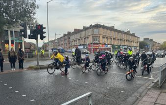 Glasgow: Ibrox Primary School bike bus helps children cycle to school safely