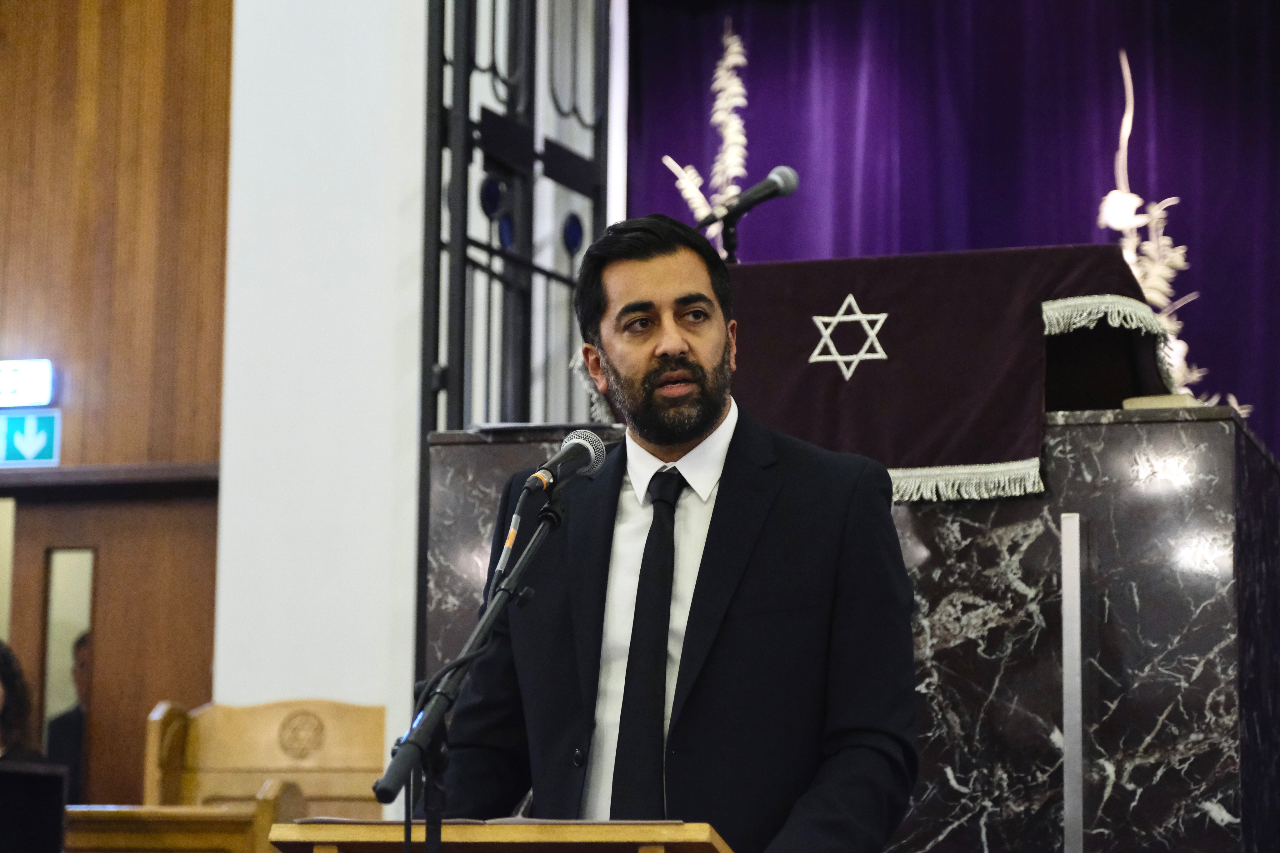 The First Minister joined more than 500 members of Glasgow's Jewish community, civic and faith leaders and guests at a prayer service in Giffnock Newton Mearns Synagogue.