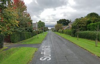 Police search for man after early morning break-in and theft at home in Helensburgh