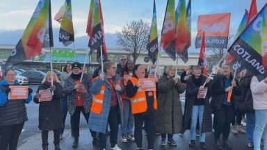 Asda equal pay protest at Glasgow supermarket as union takes aim at ‘free grafting’