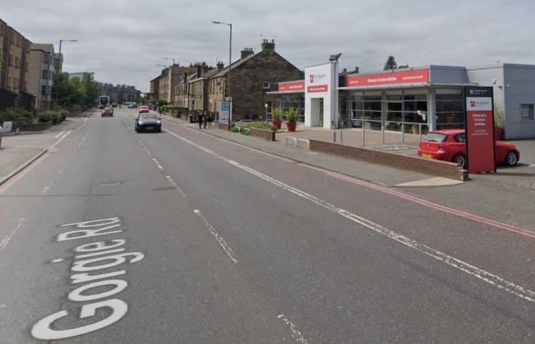 Pedestrian dead after being knocked down by lorry in crash on Edinburgh ...