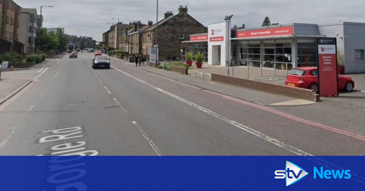 Pedestrian dead after being knocked down by lorry in crash on Edinburgh ...