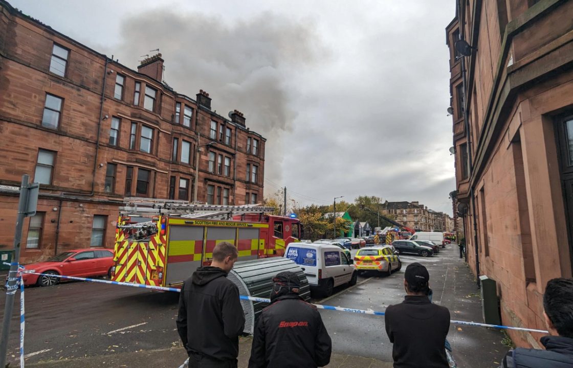 Firefighters tackling blaze with Glasgow streets closed off