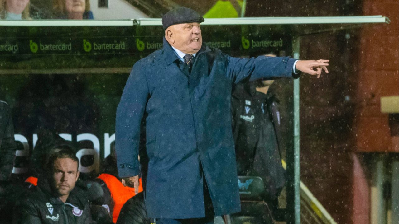 Dick Campbell leaves Arbroath after Scottish Cup defeat by Spartans
