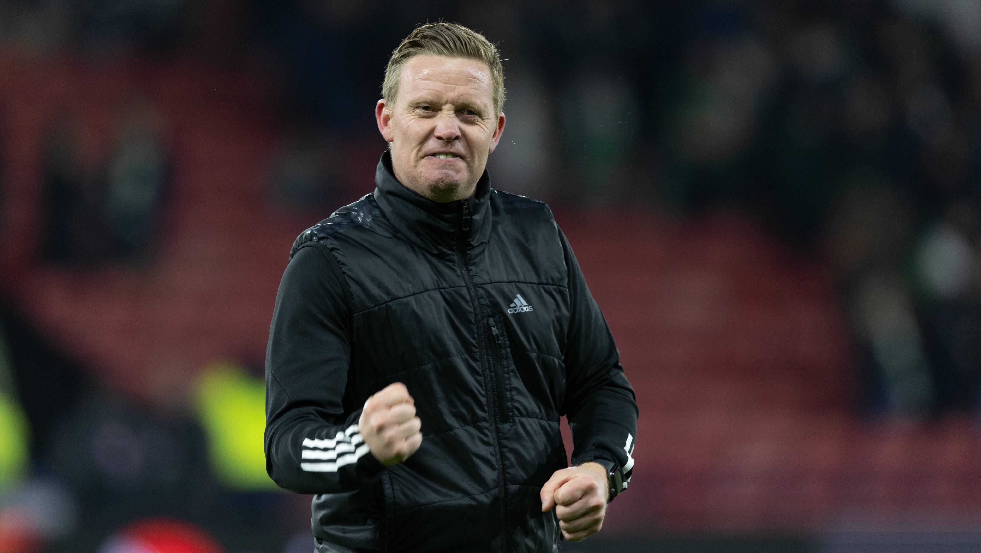 GLASGOW, SCOTLAND - NOVEMBER 04:  Aberdeen manager Barry Robson at Full Time during a Viaplay Cup semi-final match between Hibernian and Aberdeen at Hampden Park, on November 04, 2023, in Glasgow, Scotland.  (Photo by Ross Parker / SNS Group)