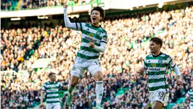 Celtic bounce back to winning ways with comfortable Premiership victory over Aberdeen