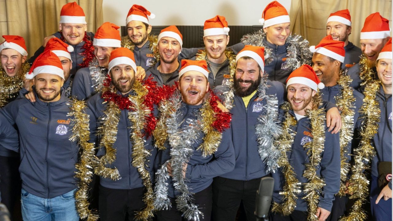Glasgow Clan release Christmas single to raise funds for The Renfrewshire Toybank charity