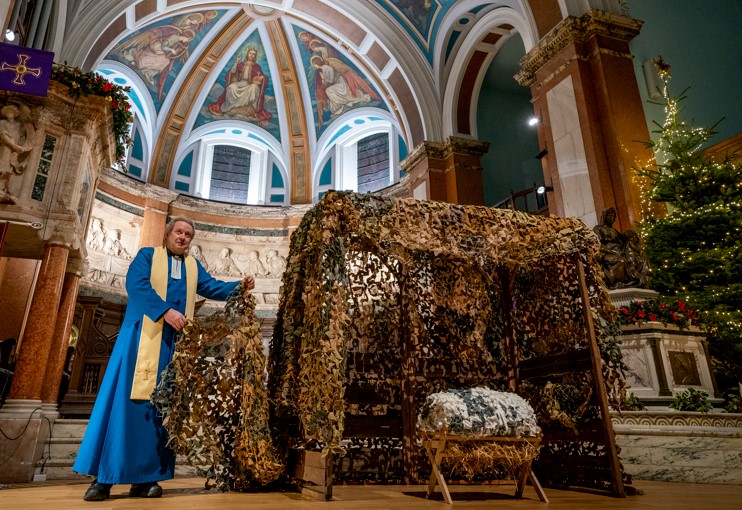 Special nativity on display at church to remind Scots of Ukrainians’ plight