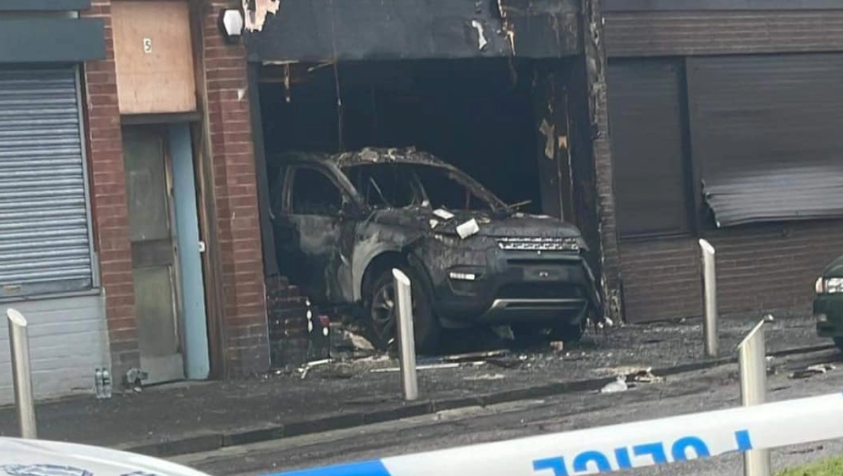 Flat evacuated after car ‘deliberately’ driven into ice cream shop in Rutherglen
