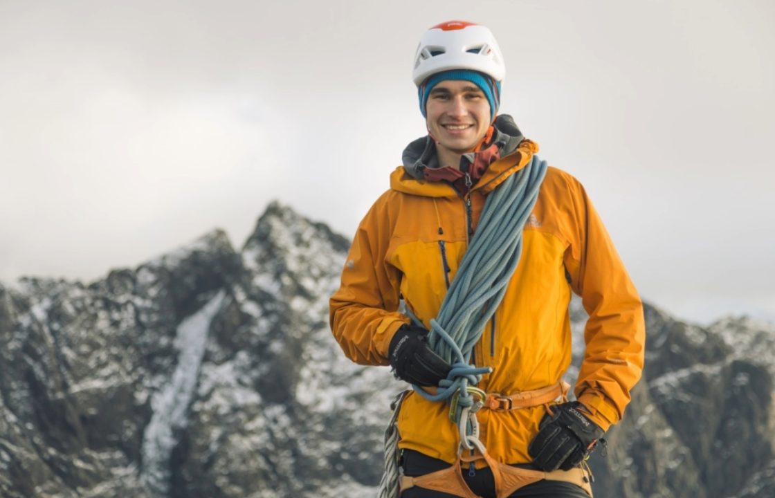 Glasgow climber wins ‘mountaineering Oscar’ after surviving deadly avalanche that killed friend
