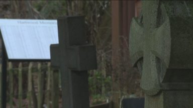 Volunteers help those buried in nameless graves be remembered