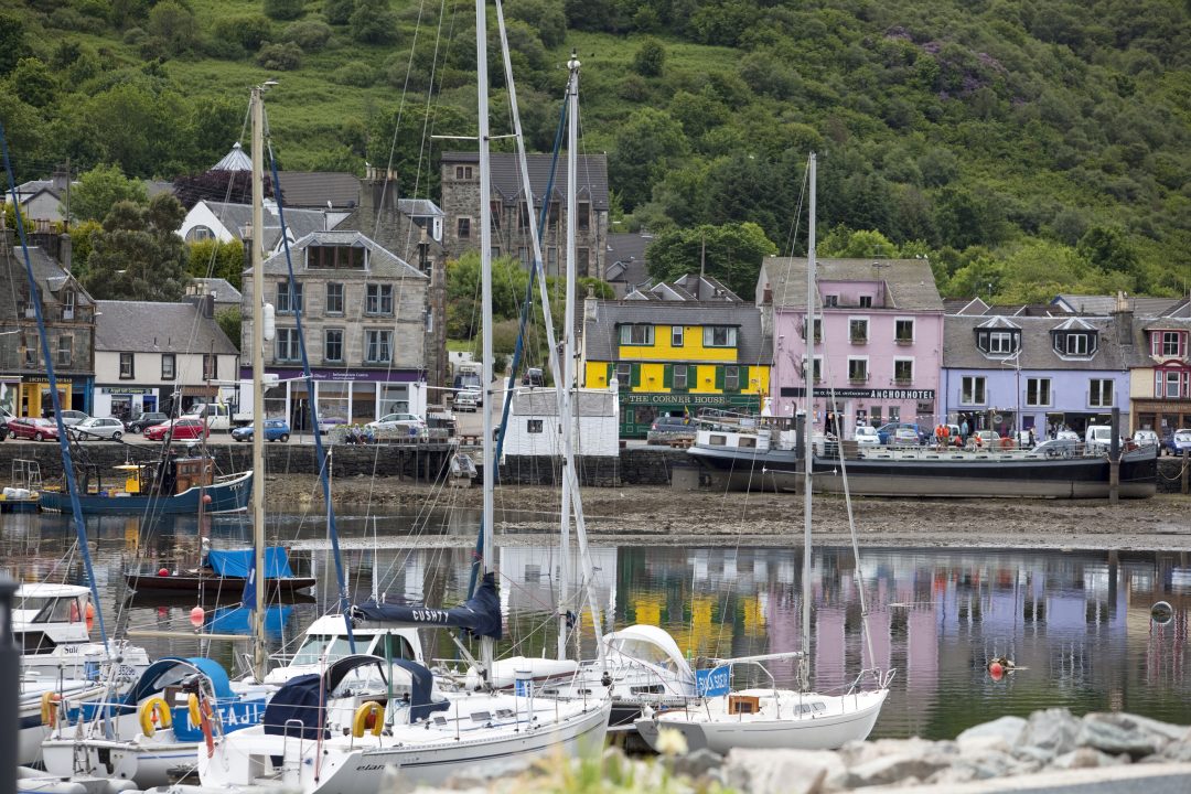 Body of a man recovered from Tarbert Harbour as police probe ‘unexplained’ death
